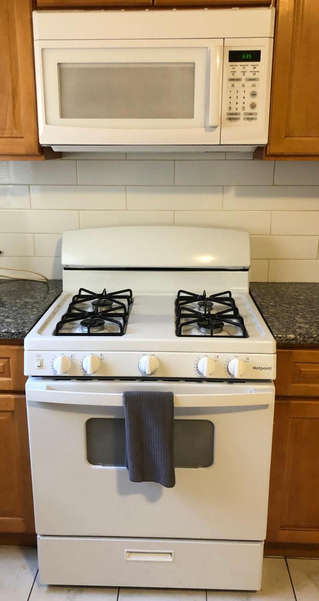Large And Private Apartment Can Sleep Up To 8 People Comfortably With Direct Nyc Manhattan Train Only 5 Minute Walk Away Elizabeth Buitenkant foto