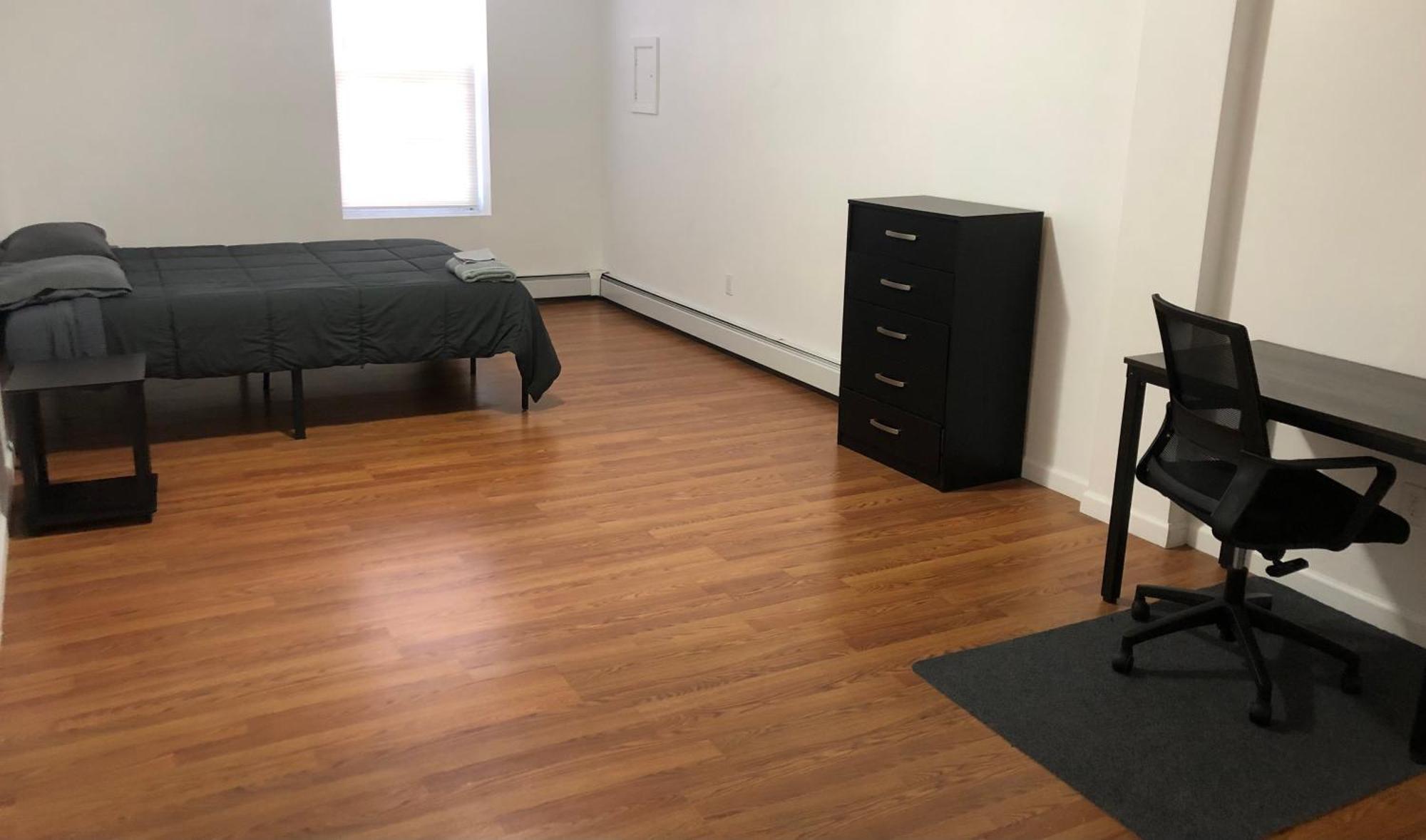 Large And Private Apartment Can Sleep Up To 8 People Comfortably With Direct Nyc Manhattan Train Only 5 Minute Walk Away Elizabeth Buitenkant foto